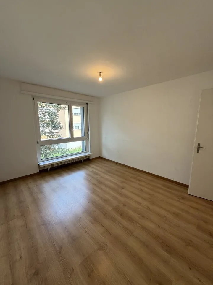 4.5 Zimmerwohnung im 1. Stockwerk in Kerzers – foto 3 di 8