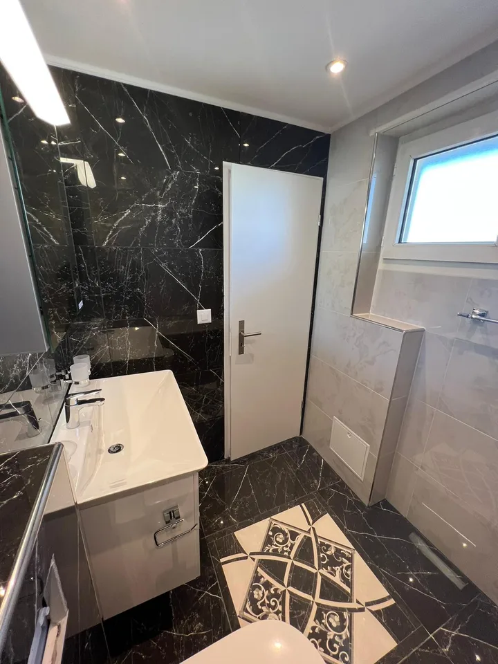 Renovierte 4.5-Zimmer-Wohnung in Zuchwil mit Balkon – Foto 9 von 18