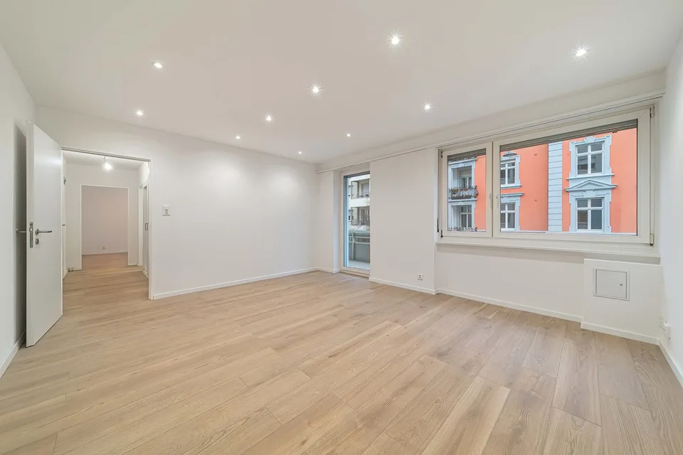 Renovierte 2.5-Zimmer-Wohnung mit Balkon an der Laufenstrasse in Basel – Foto 9 von 15