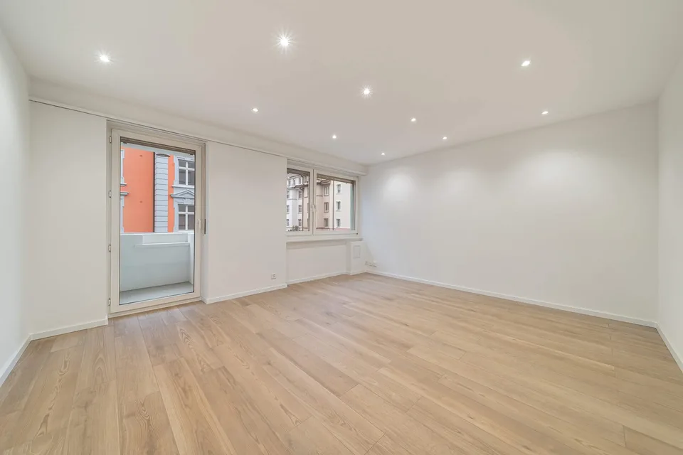 Renovierte 2.5-Zimmer-Wohnung mit Balkon an der Laufenstrasse in Basel – Foto 10 von 15