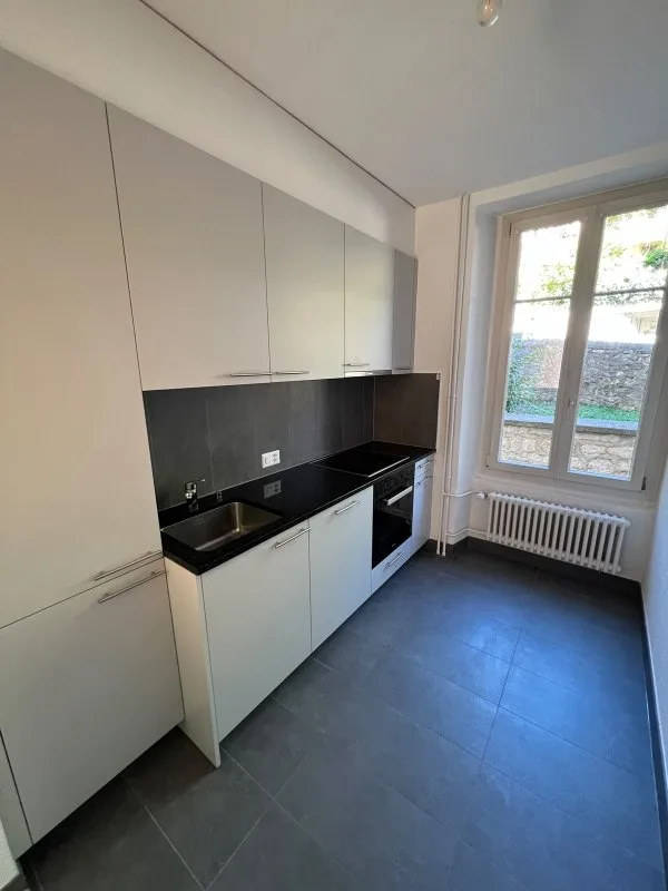 01544 - 4-Zimmer-Wohnung - Comba-Borel 3 - NEUCHATEL – Foto 6 von 8