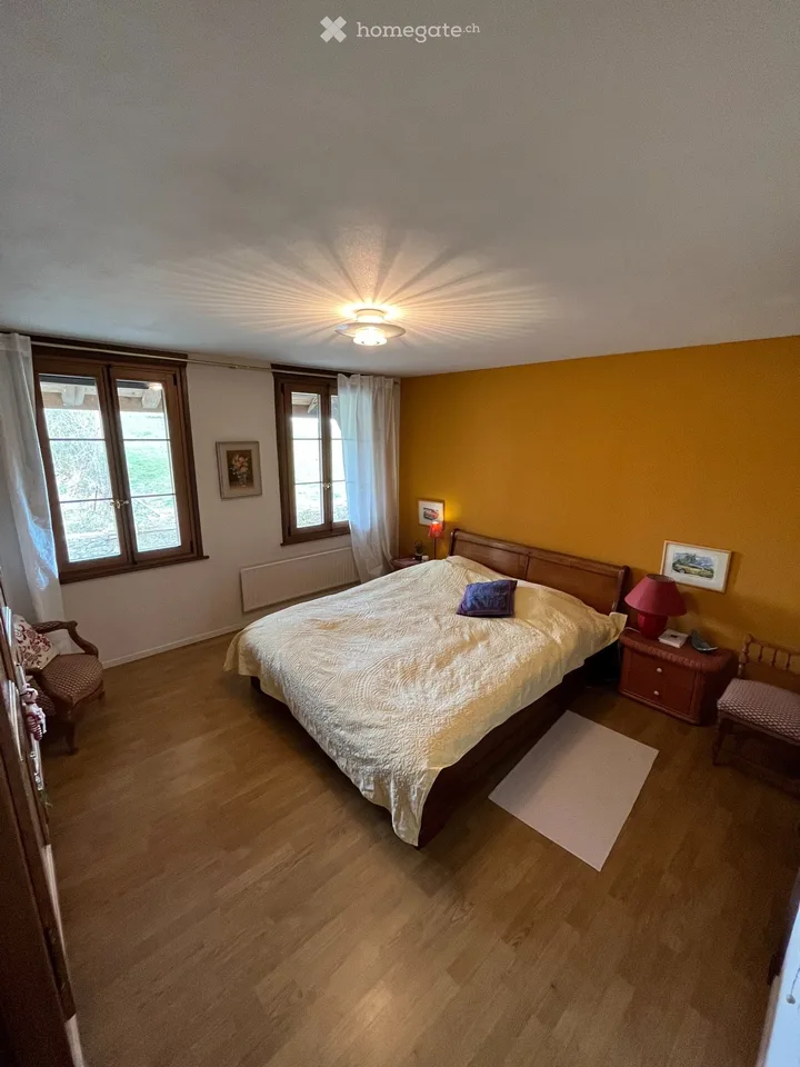 Zimmer in einem Einfamilienhaus – Foto 2 von 3
