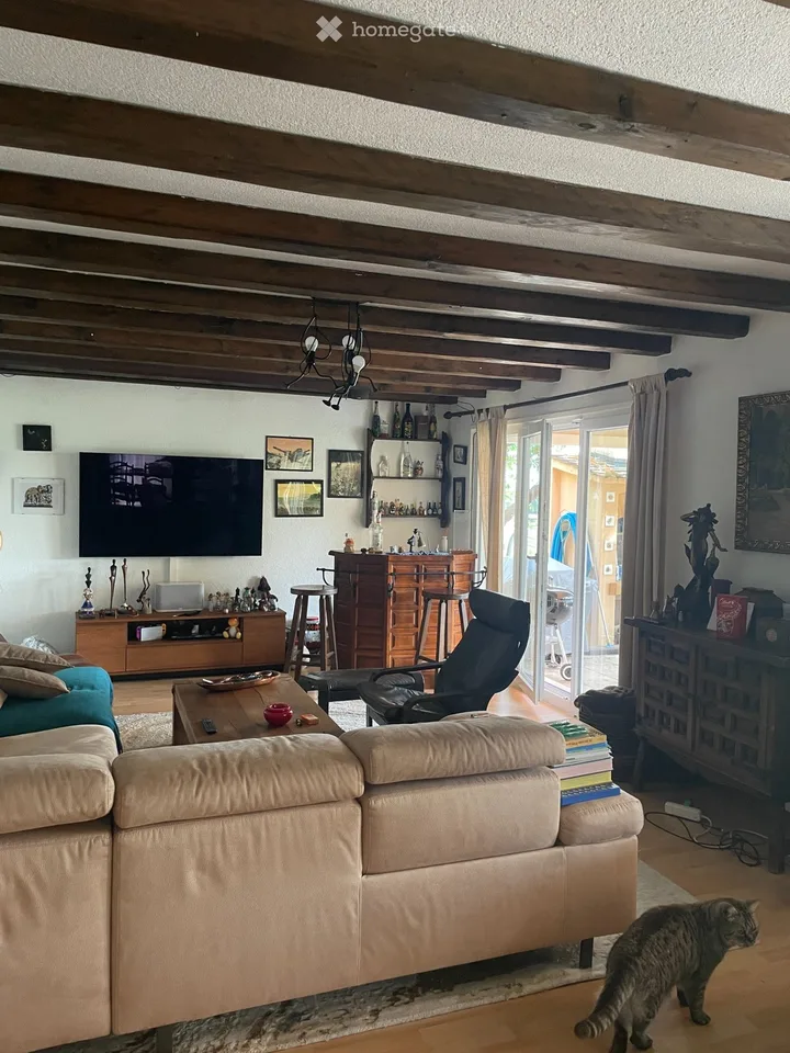 Zimmer in einem Einfamilienhaus – Foto 2 von 4