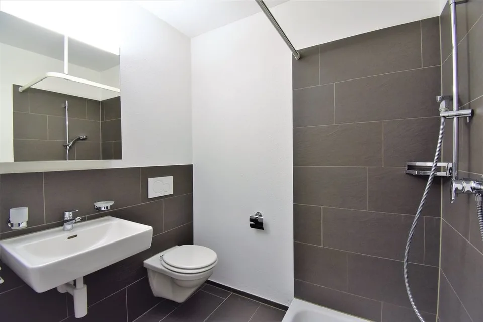 Appartement spacieux de 3,5 pièces dans un emplacement central – photo 4 sur 9