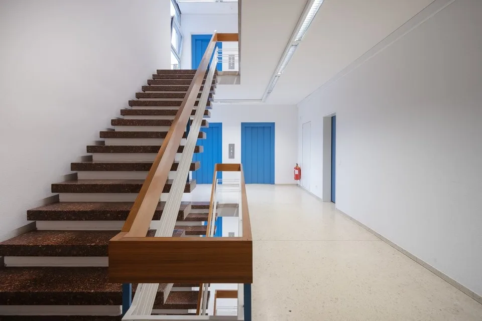 Plus d'espace pour vos affaires - pour seulement CHF 40.- par mois! – photo 2 sur 2
