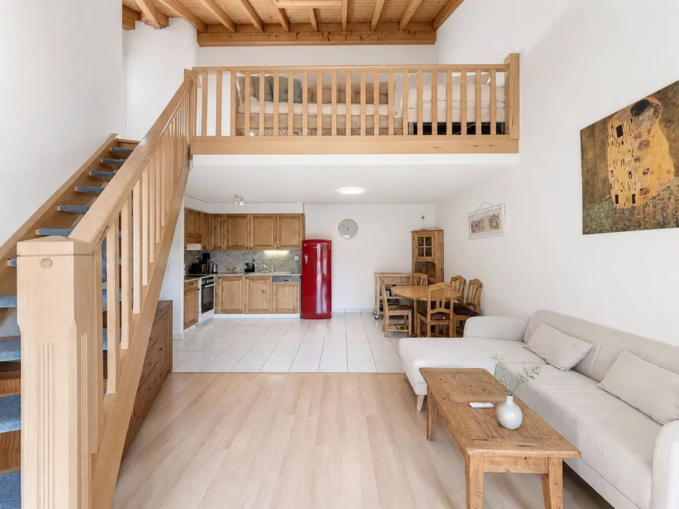 Attico in duplex con accesso diretto ai Bains de Saillon – foto 3 di 9