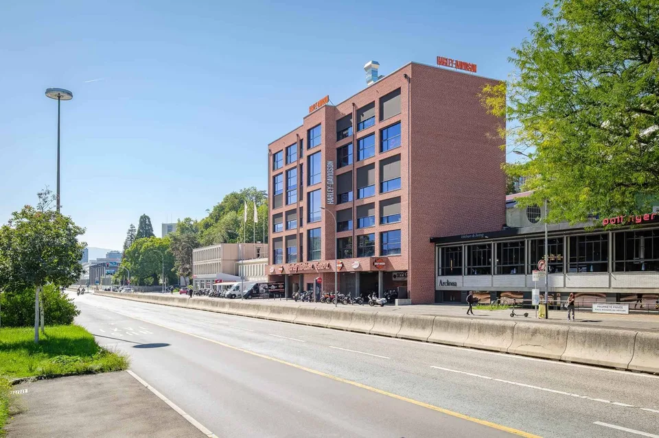 Surface de bureaux de 375 m² au cur des Acacias – photo 3 sur 10