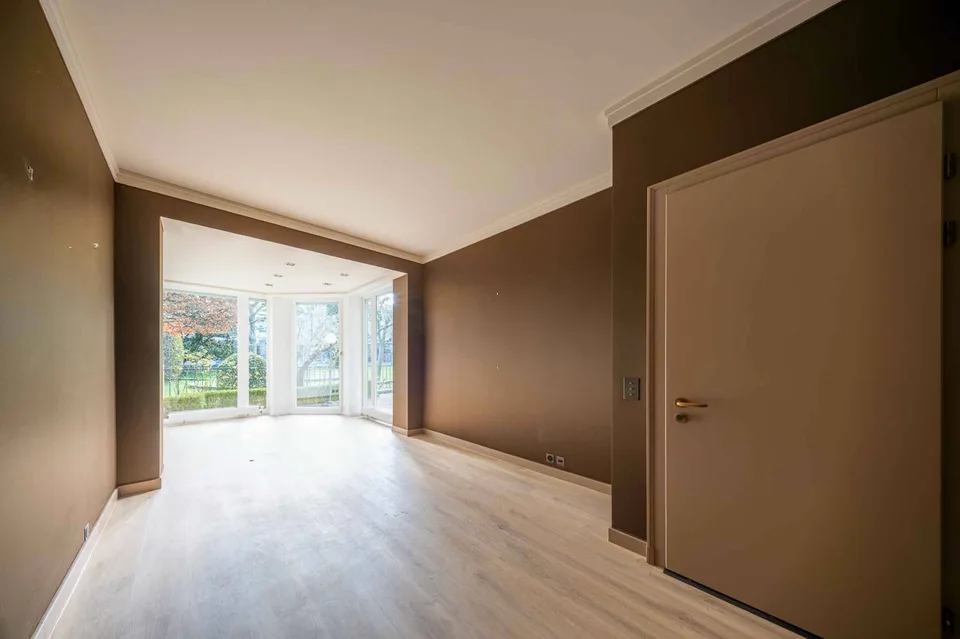 Zu verkaufen: Familienhotel - Linkes Ufer – Foto 6 von 9