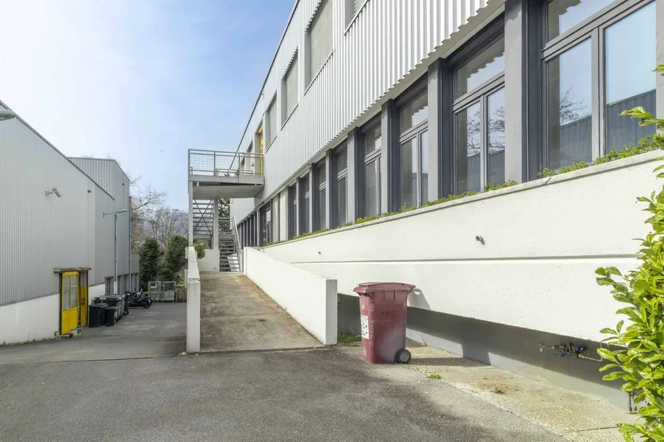 Baubetrieb mit 3 Ebenen in Meyrin – Foto 10 von 13