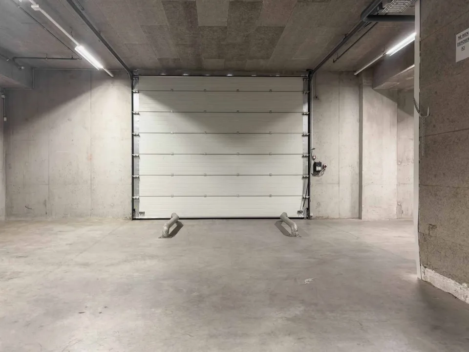 Magnifique Lagerhalle mit 1'000m² und Ladebrücken – Foto 8 von 12