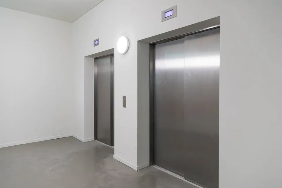 Magnifique surface de 1'430 m2 au 2ème étage d'un bâtiment moderne – photo 8 sur 12