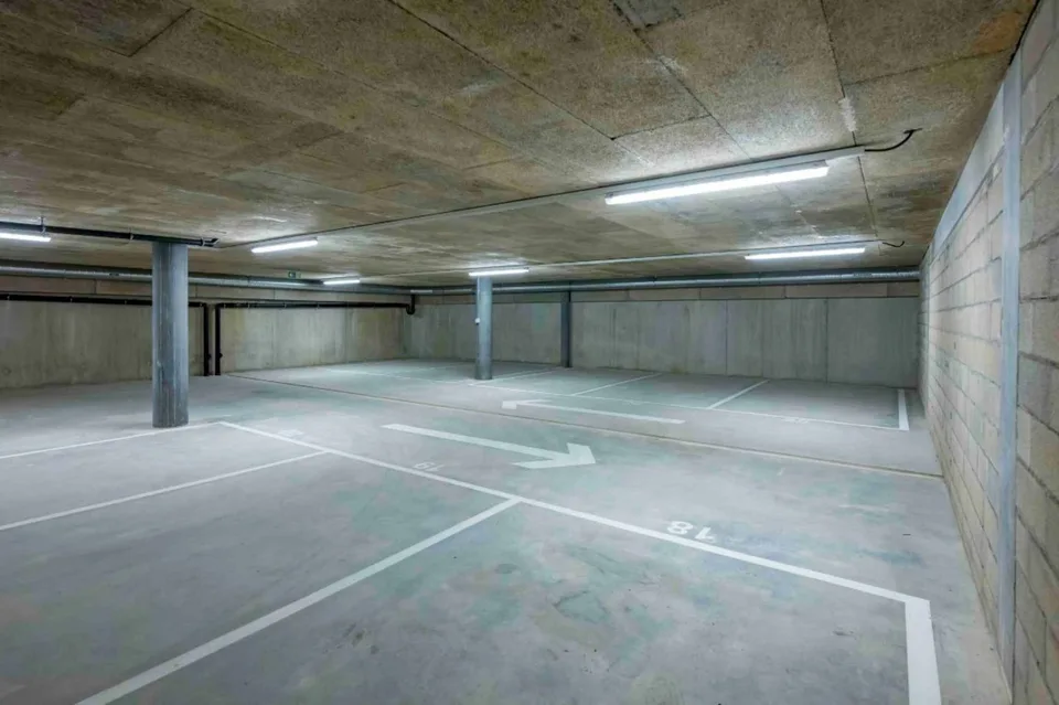 Atelier/Showroom di 750 m² a Meyrin – foto 7 di 10