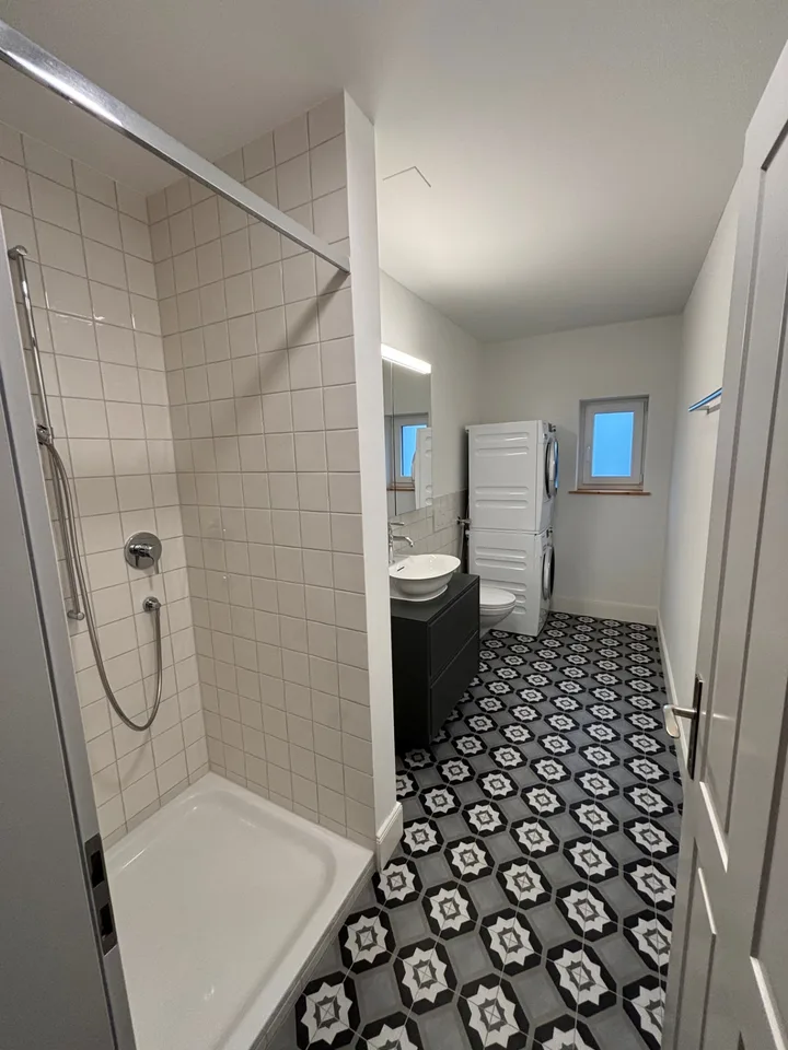 Charmante 4.5-Zimmer-Wohnung mit privatem Gartenteil – Foto 4 von 6