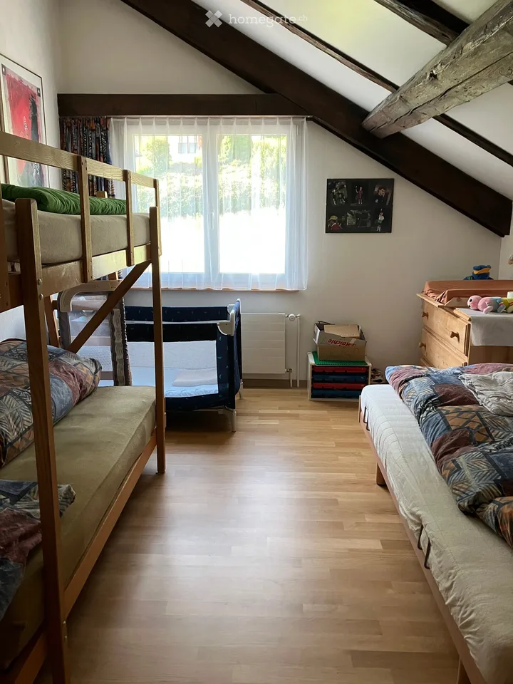 Casa di 3 famiglie affascinante a Trin-Dorf – foto 9 di 17