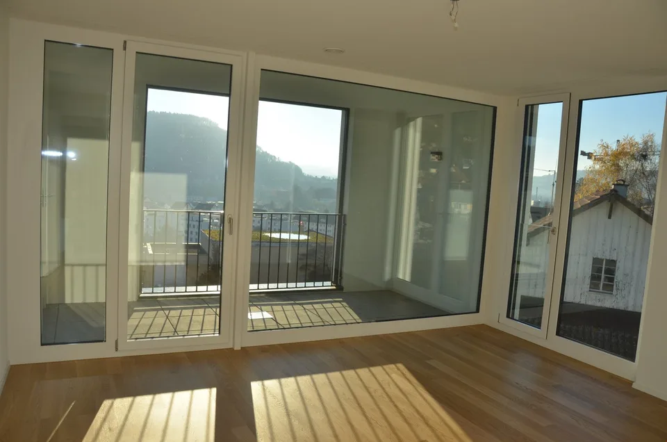 Moderne 4.5-Zimmer-Dachwohnung mit Aussicht in Untersiggenthal – Foto 5 von 8