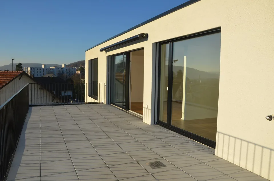Moderne 4.5-Zimmer-Dachwohnung mit Aussicht in Untersiggenthal – Foto 7 von 8