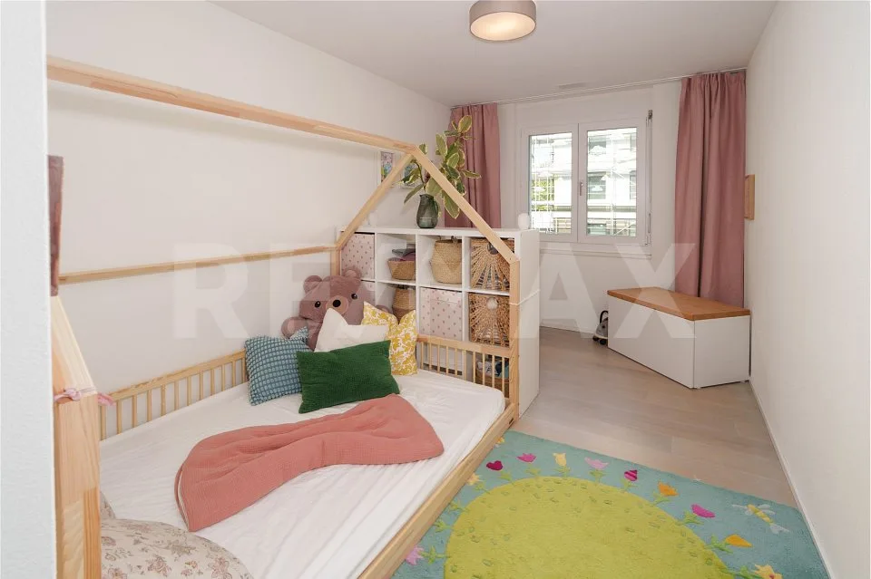 Neuwertige 3.5 Zimmerwohnung mit grossem Balkon – Foto 7 von 9