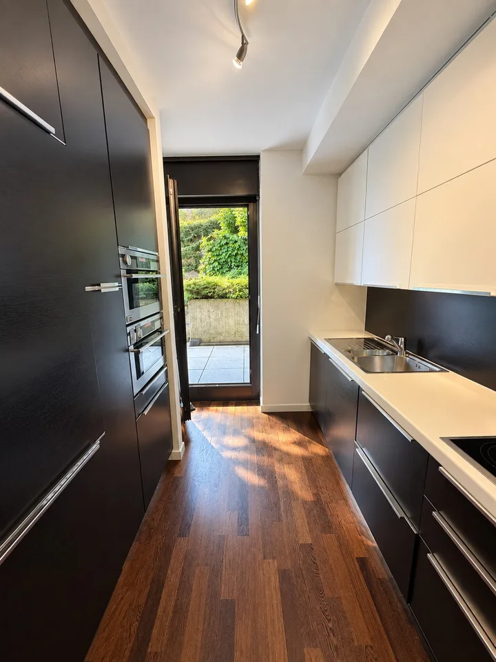 Elegantes 3.5-Zimmer-Wohnung mit großer Panoramaterrasse und Seeblick Paradiso – Foto 12 von 25