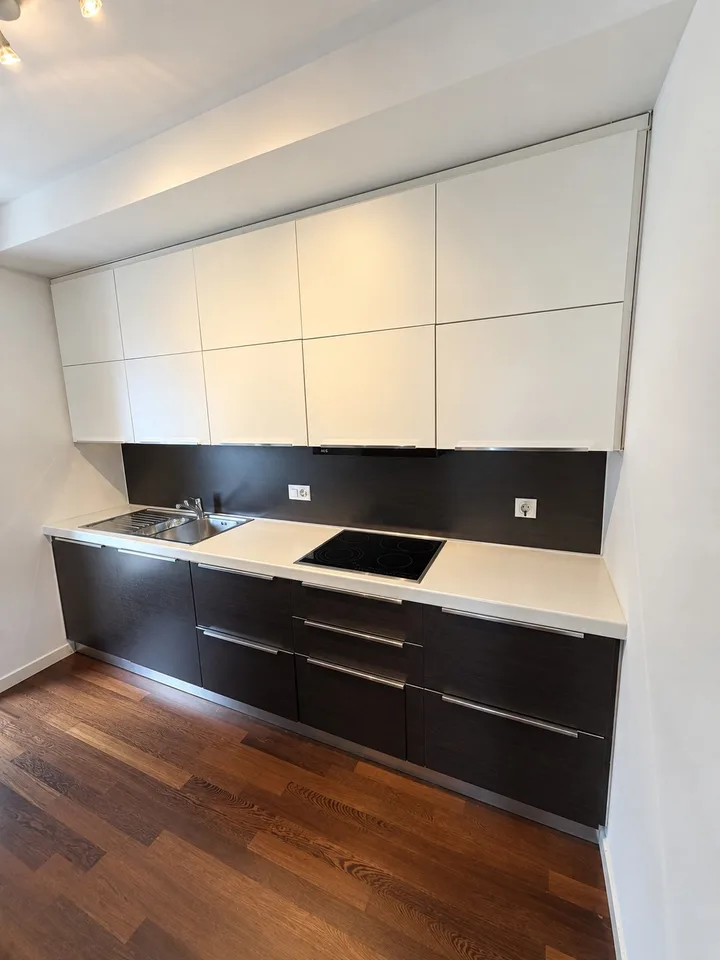 Elegantes 3.5-Zimmer-Wohnung mit großer Panoramaterrasse und Seeblick Paradiso – Foto 13 von 25