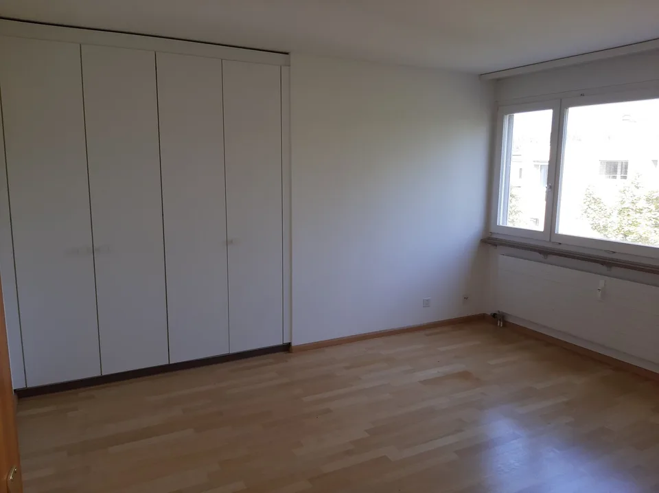 Ampio appartamento mansardato di 5 locali con grande terrazza (44 m²) – foto 8 di 13
