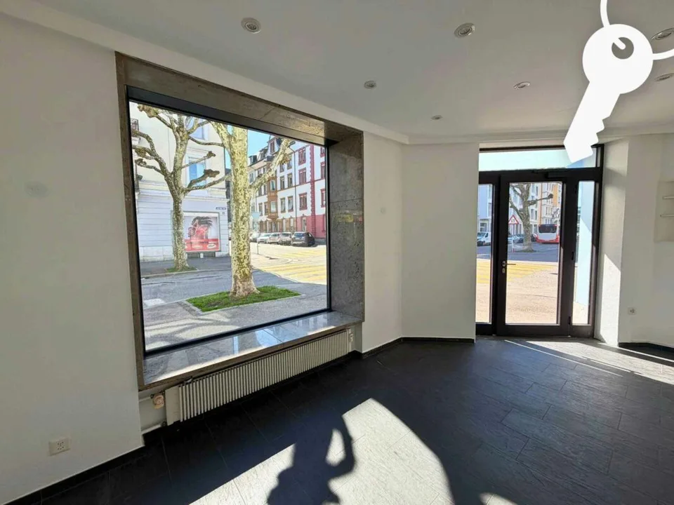 Die Gelegenheit: Kompakte Ladenlokalität am Solothurner Stadteingang – Foto 3 von 6