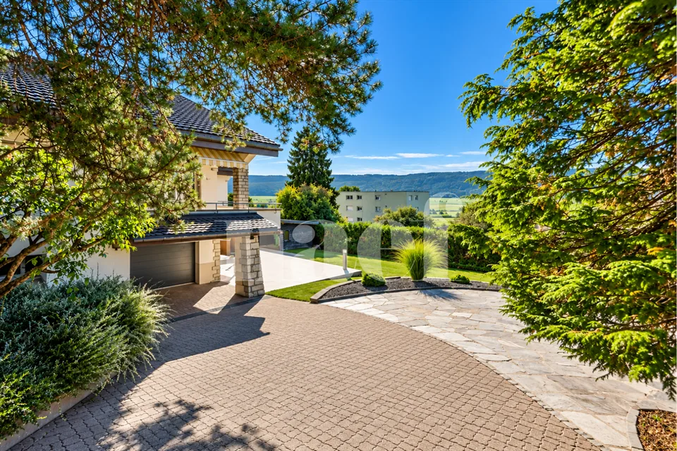 6.5 Zimmer Villa in Chézard-St-Martin – Foto 12 von 12