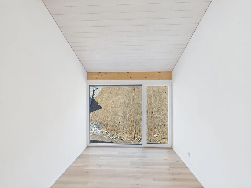 Villa nuova di 7,5 locali con vista panoramica sul lago di Morat – foto 9 di 19