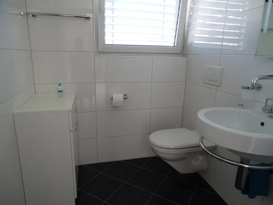 Moderne 4.5-Zimmer-Wohnung mit Balkon in Altstaetten SG – Foto 9 von 16