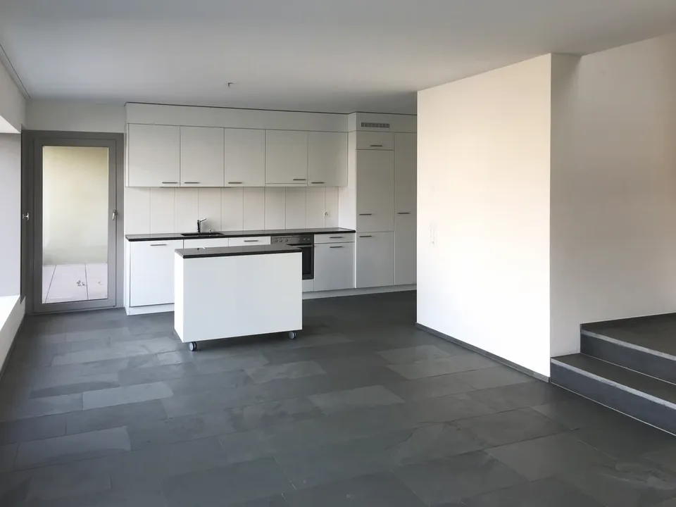 Moderne 4-Zimmer-Duplexwohnung stadtnah im Grünen – Foto 2 von 7