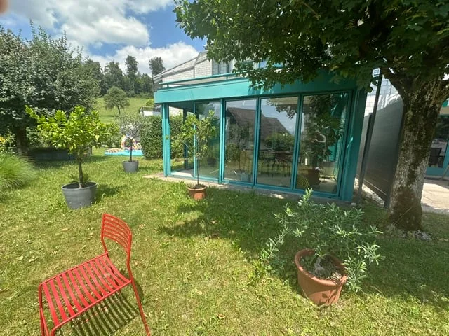 Attraente casa unifamiliare di 5,5 locali in una zona residenziale tranquilla, elevata e soleggiata – foto 3 di 20