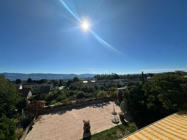 Charmant appartement terrasse de 5,5 pièces avec une vue imprenable – photo 4 sur 13