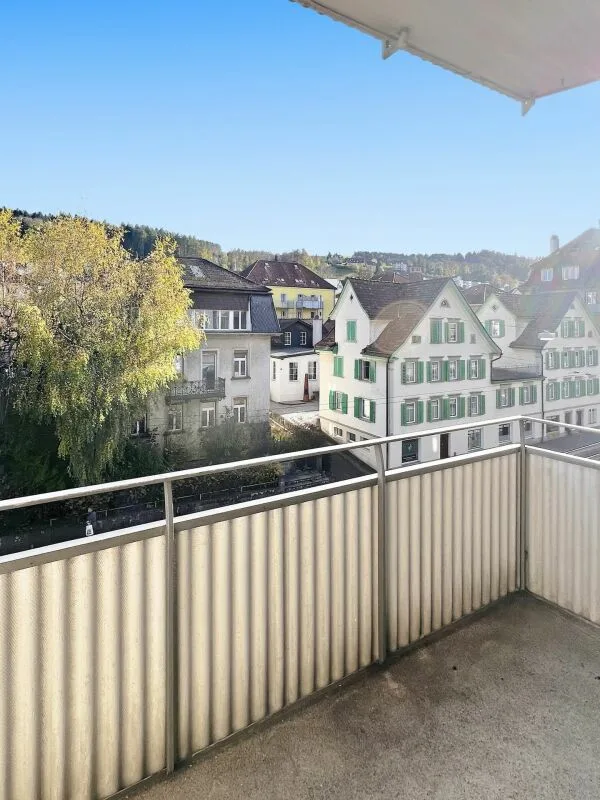 2.5-Zimmer-Wohnung mit Balkon im Zentrum von St. Gallen – Foto 6 von 9