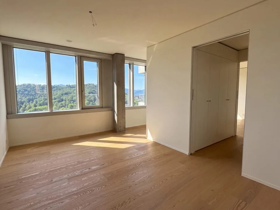Exklusive 3.5-Zimmerwohnung im 33. OG des höchsten Hauses der Zentralschweiz - Willkommen im SkyLevel des PILATUS TOWER – Foto 6 von 13