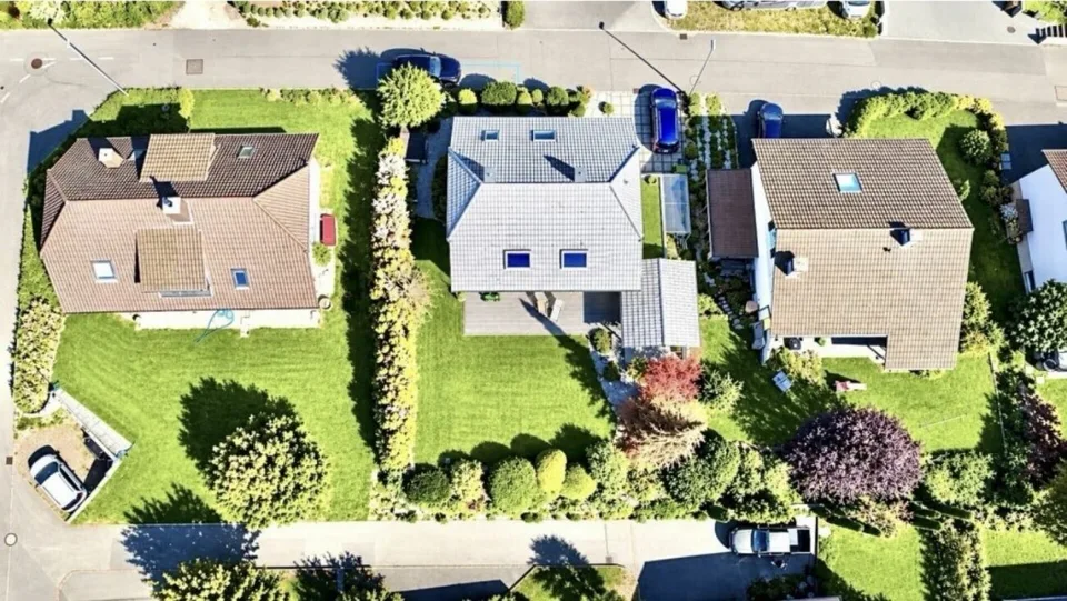 Charmantes Einfamilienhaus mit grosszügigem Garten – Foto 16 von 16