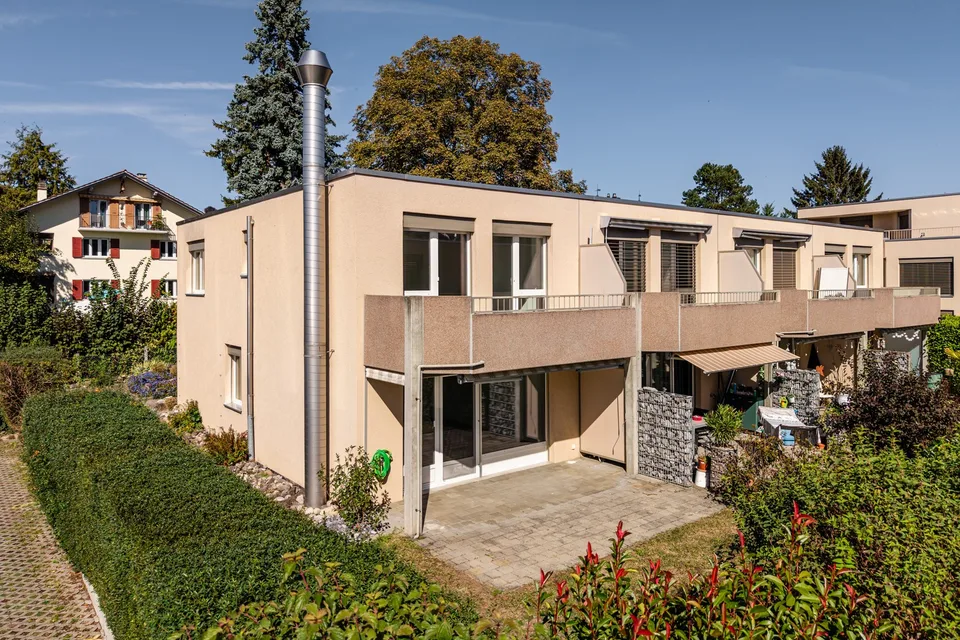 Casa a schiera di 3,5 locali angolare a Steffisburg – foto 2 di 13