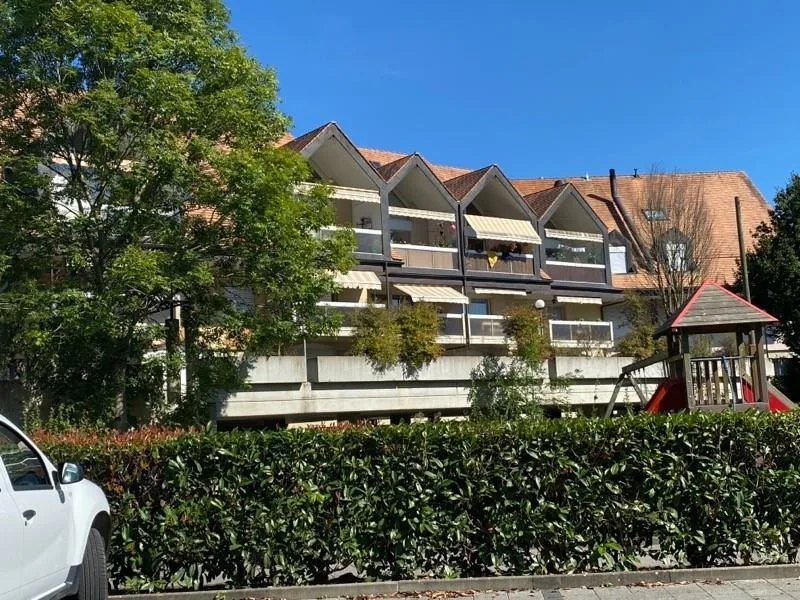 Außenparkplatz – Foto 2 von 2