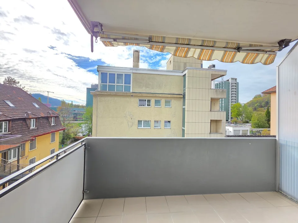 Helle 4-Zimmer-Wohnung mit Balkon ab sofort – Foto 12 von 14