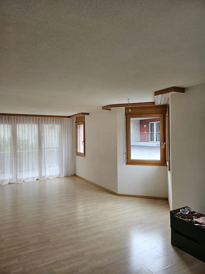 3.5 Zimmer Wohnung in Azmoos – Foto 2 von 6