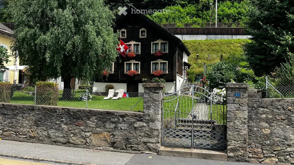 FAIDO HISTORISCHES HAUS MIT GARTEN EINGERICHTET – Foto 2 von 13