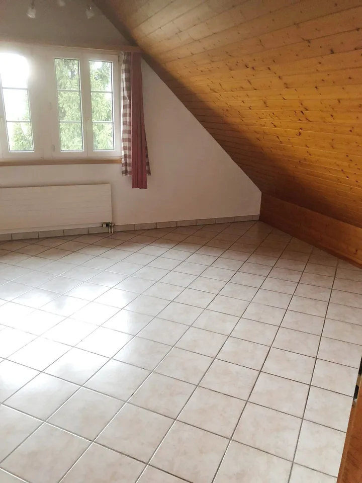 Gemütliche 2.5-Zi-Dachwohnung im Zentrum von Triengen – Foto 3 von 7