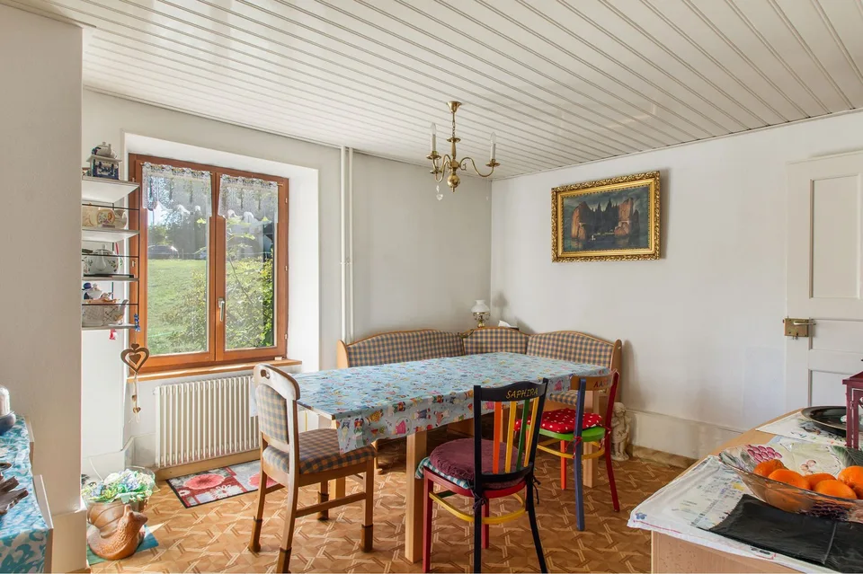 Spacieuse maison individuelle de 10 pièces à Lugnez – photo 4 sur 13