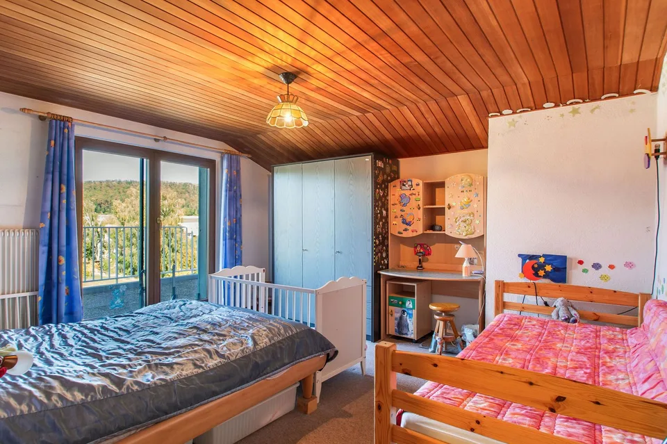 Spacieuse maison individuelle de 10 pièces à Lugnez – photo 9 sur 13