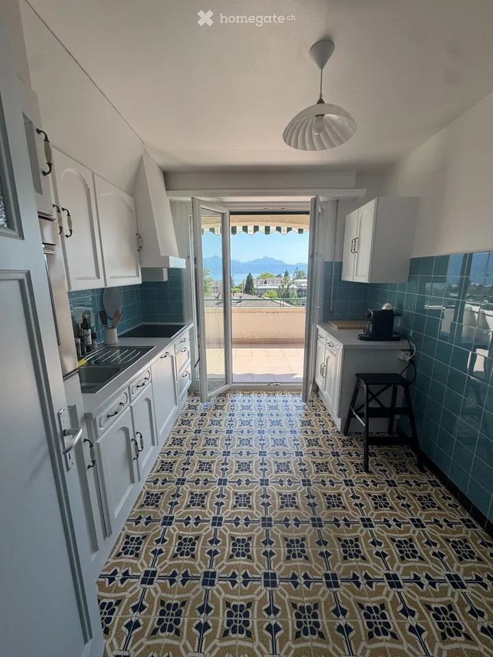 Appartement 2 ½ pièces à louer à Pully avec vue sur le Léman – Foto 3 von 7