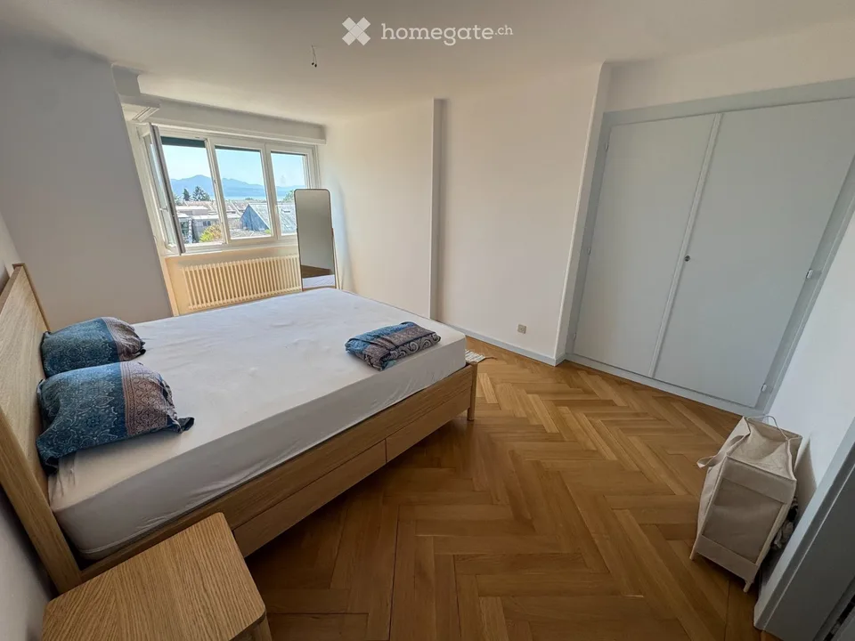 Appartement 2 ½ pièces à louer à Pully avec vue sur le Léman – Foto 2 von 7