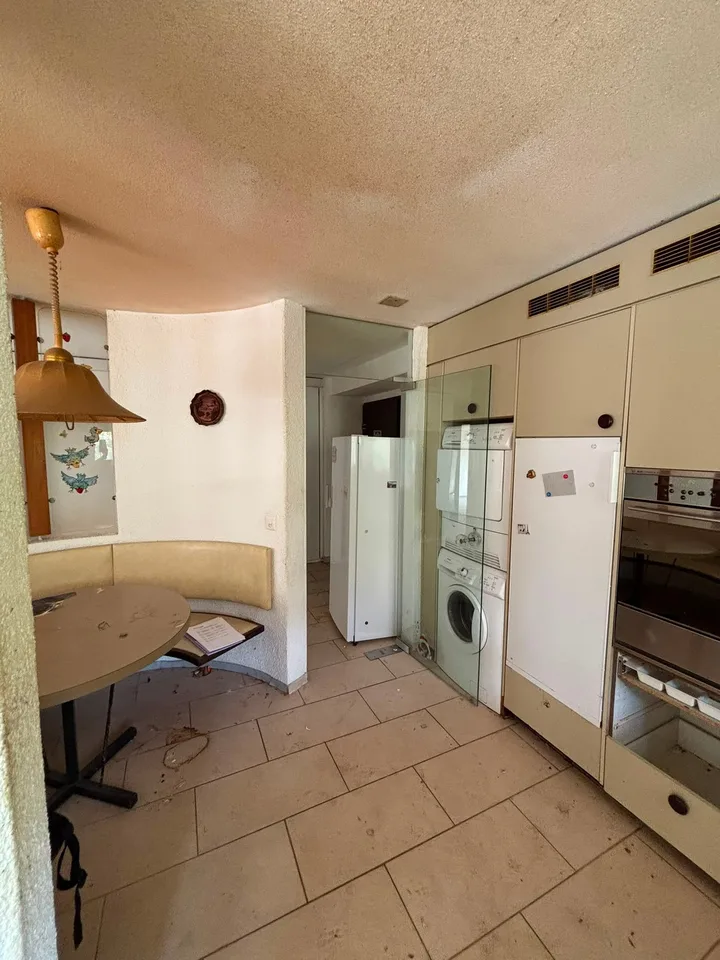 Wohnung mit 4.5 Zimmern und Terrasse – Foto 2 von 11