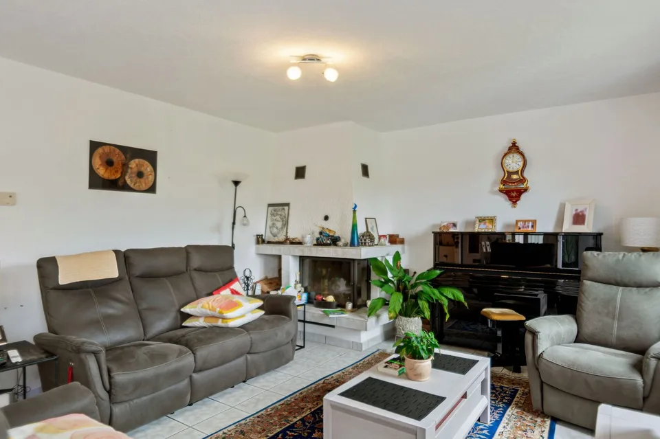 Comoda casa unifamiliare di 6,5 locali a Chevenez – foto 3 di 13