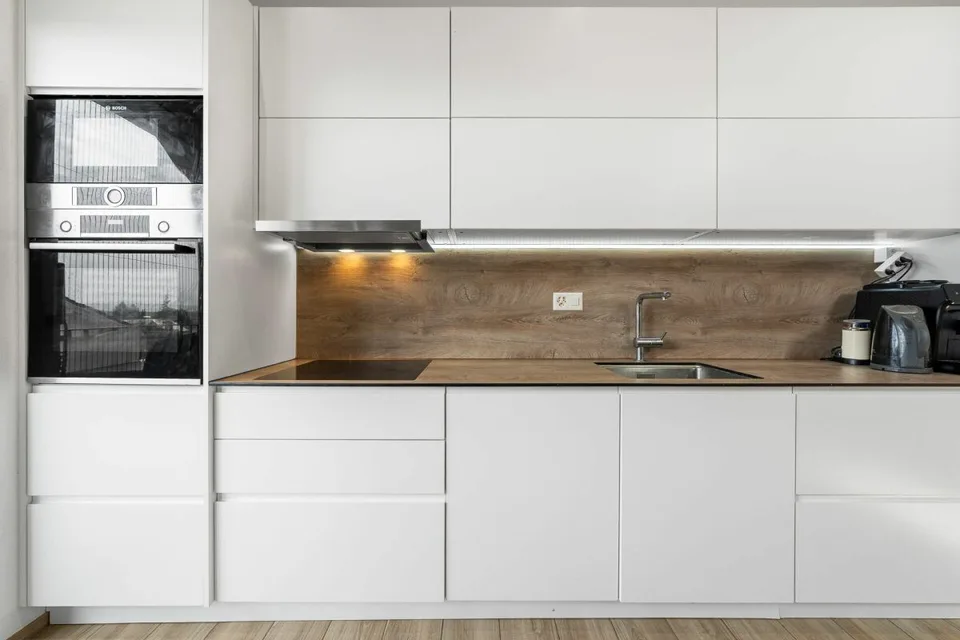 Casa a schiera di 6,5 locali con appartamento di 3,5 locali separato al piano superiore – foto 16 di 21