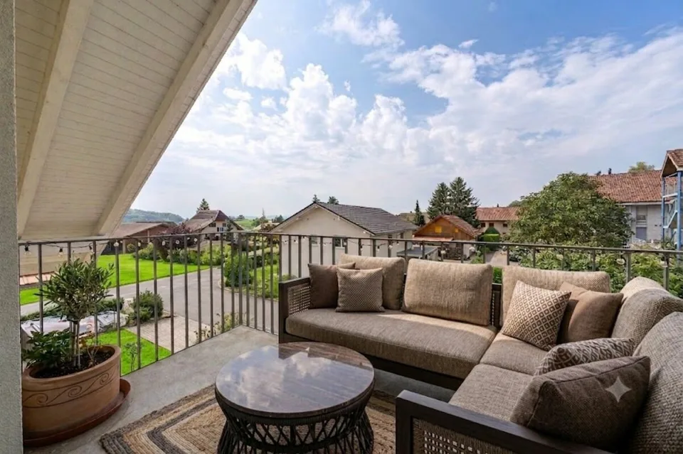 Casa a schiera di 6,5 locali con appartamento di 3,5 locali separato al piano superiore – foto 18 di 21