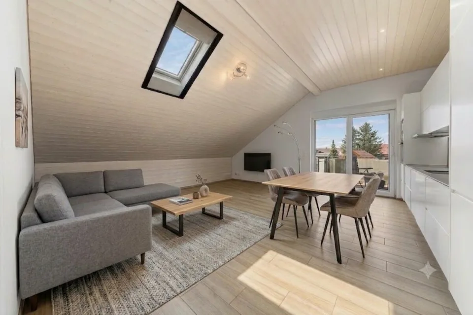Casa a schiera di 6,5 locali con appartamento di 3,5 locali separato al piano superiore – foto 15 di 21