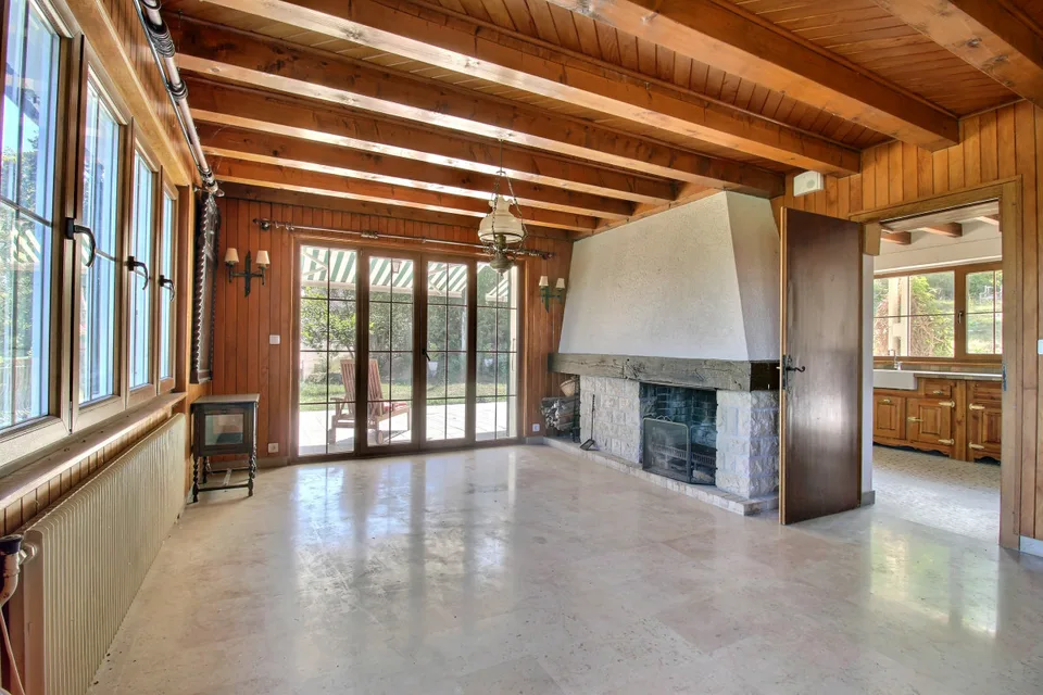 Ampia casa individuale in posizione tranquilla con vista – foto 8 di 13